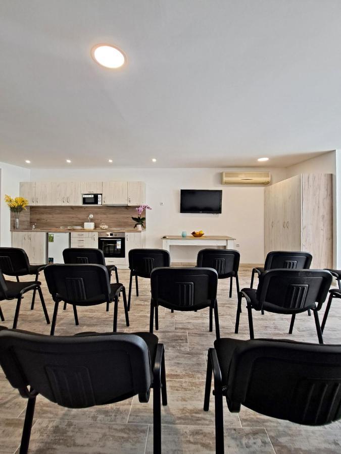 كرانيفو Di Mare Holiday Apartments المظهر الخارجي الصورة