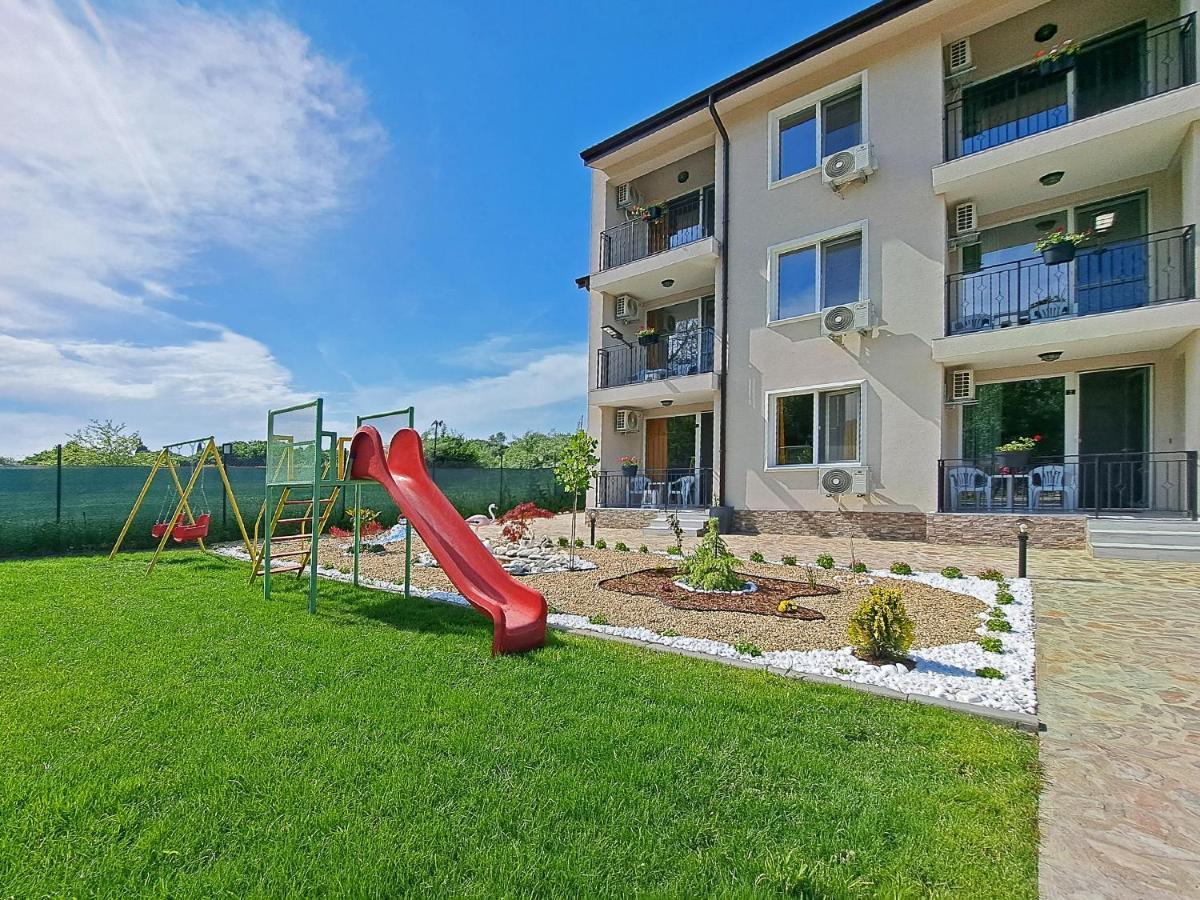 كرانيفو Di Mare Holiday Apartments المظهر الخارجي الصورة