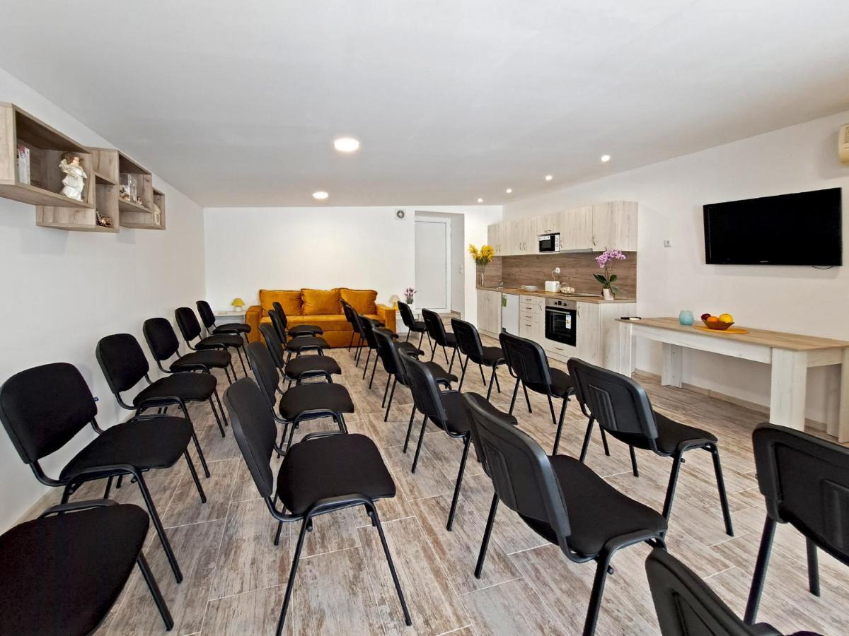 كرانيفو Di Mare Holiday Apartments المظهر الخارجي الصورة