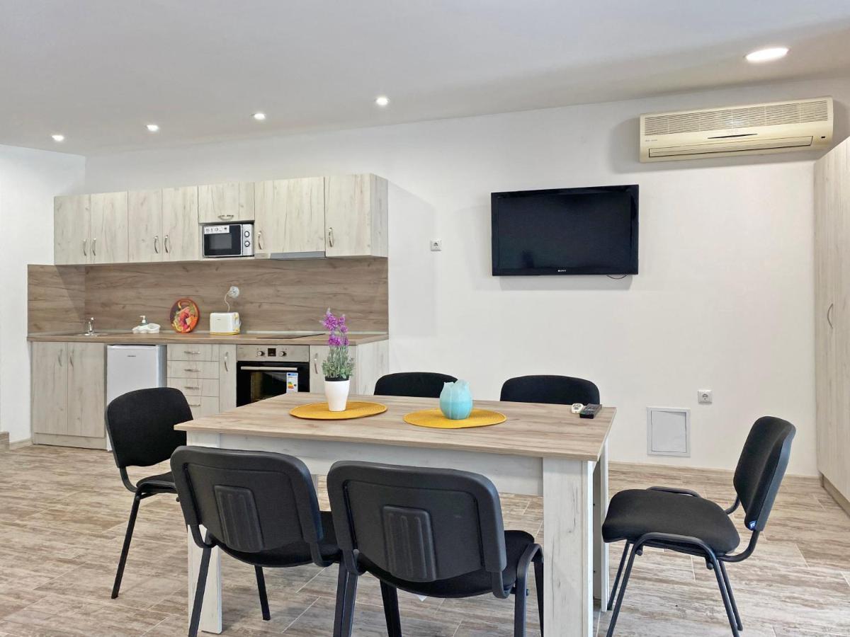 كرانيفو Di Mare Holiday Apartments المظهر الخارجي الصورة